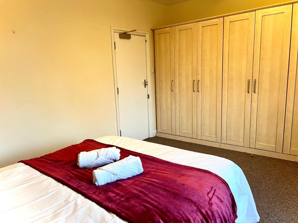 Aldgate Holiday Rooms Лондон Экстерьер фото