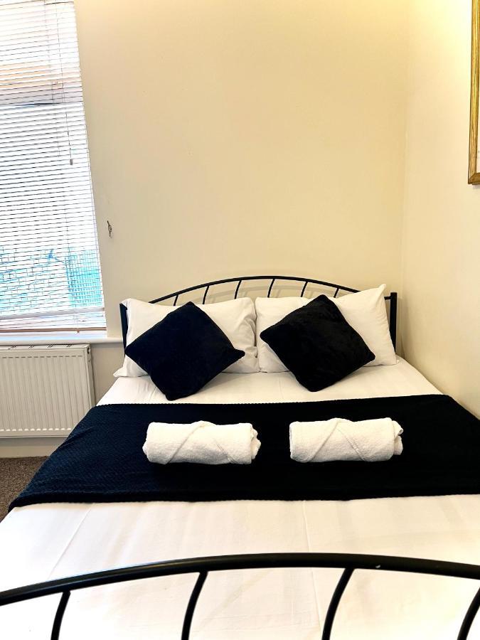 Aldgate Holiday Rooms Лондон Экстерьер фото