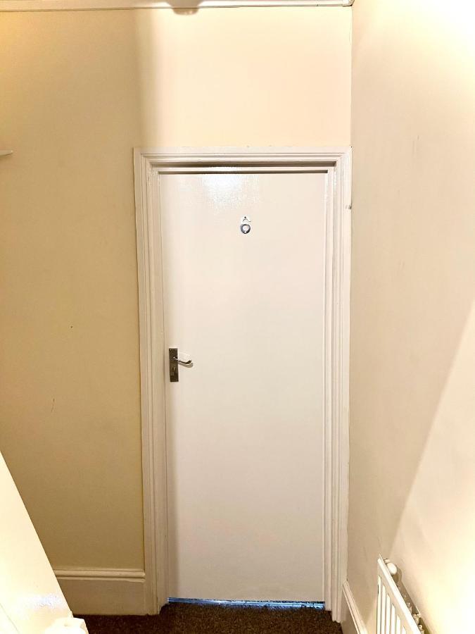 Aldgate Holiday Rooms Лондон Экстерьер фото