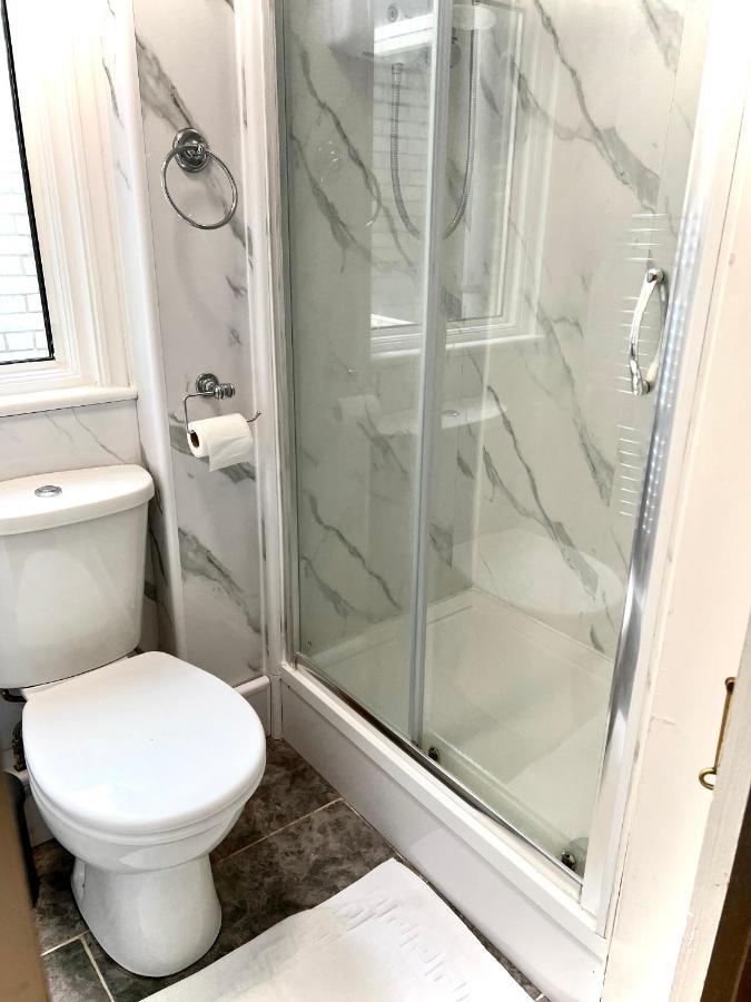 Aldgate Holiday Rooms Лондон Экстерьер фото
